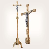 Croix de procession néogothique