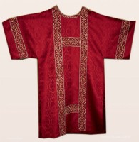 Dalmatique rouge modèle saint Jean-Eudes